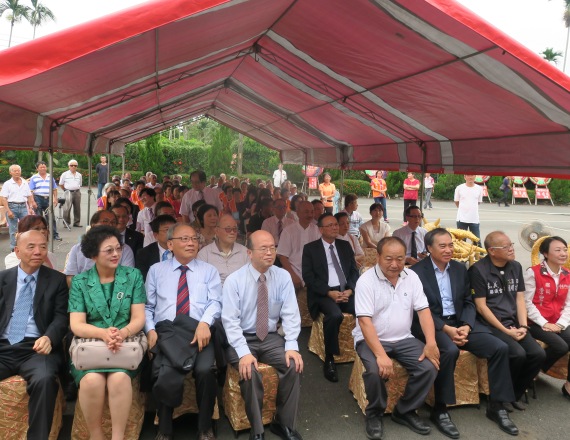 嘉豐海洋國際-社會責任 | 何董事長與徐玥圓副董事長 參加臺灣企銀 嘉義縣中埔鄉深坑社區發展協會 銀髪樂齡學堂 揭牌典禮 嘉豐海洋國際-社會責任 | 何董事長與徐玥圓副董事長 參加臺灣企銀 嘉義縣中埔鄉深坑社區發展協會 銀髪樂齡學堂 揭牌典禮